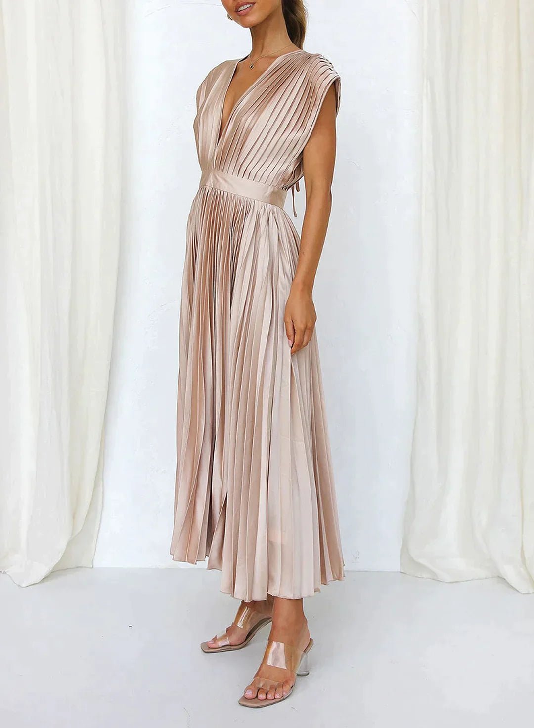 Brittney's - Hemelse Elegantie Maxi jurk met mouwen